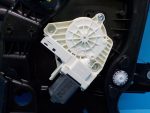 7P6839461A Стеклоподъемник задний левый VOLKSWAGEN Touareg 2 NF 2010-2018