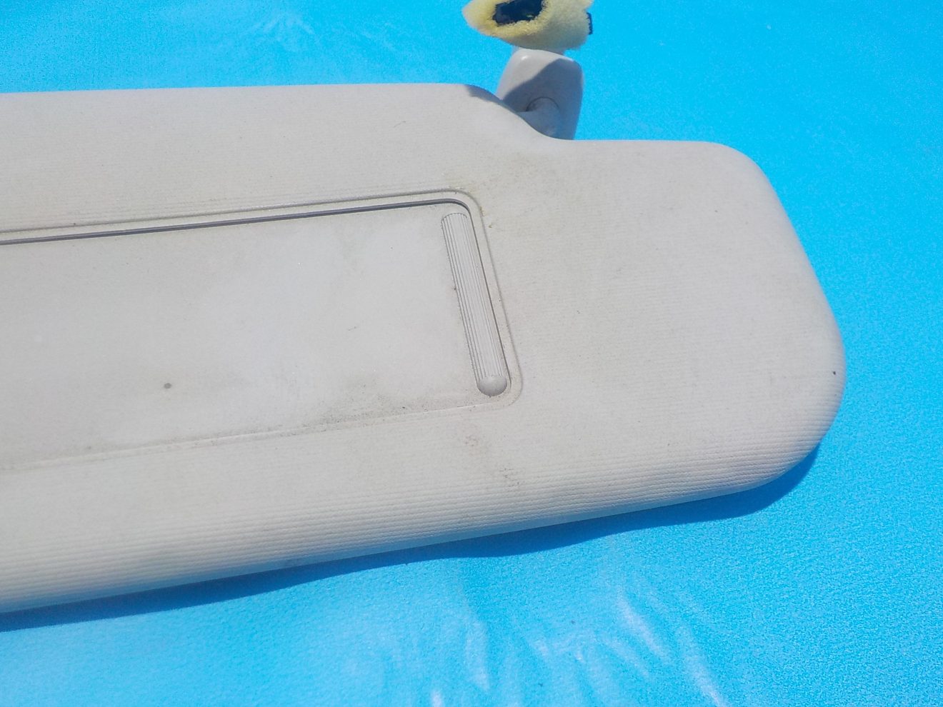 5С6857552D2F4  Козырек солнцезащитный правый VOLKSWAGEN Jetta 6 2011-2018 5С6857552D2F4  Козырек солнцезащитный правый VOLKSWAGEN Jetta 6 2011-2018