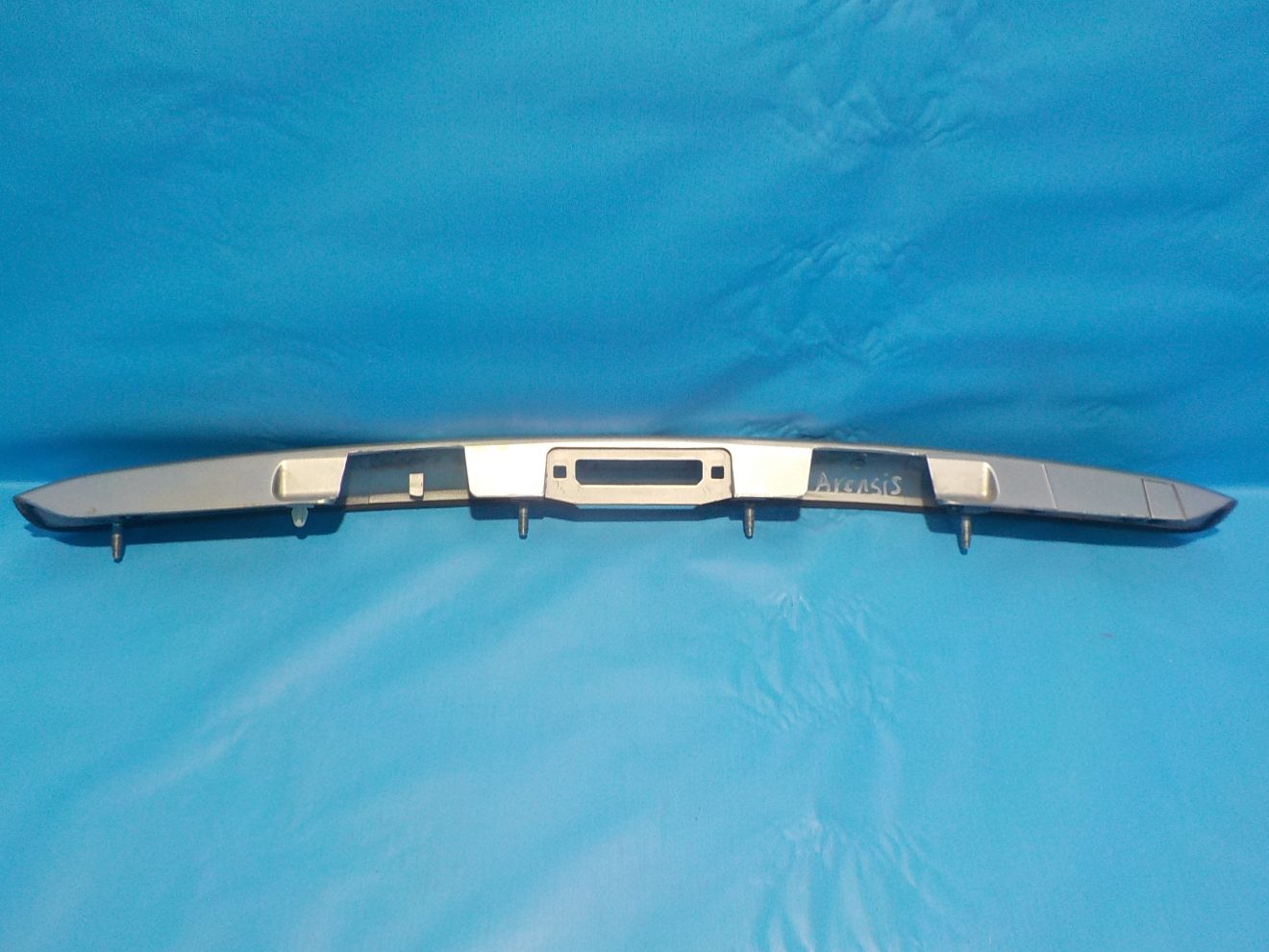 7680105040 Накладка крышки багажника TOYOTA Avensis (T250) 2003-2008 7680105040 Накладка крышки багажника TOYOTA Avensis (T250) 2003-2008