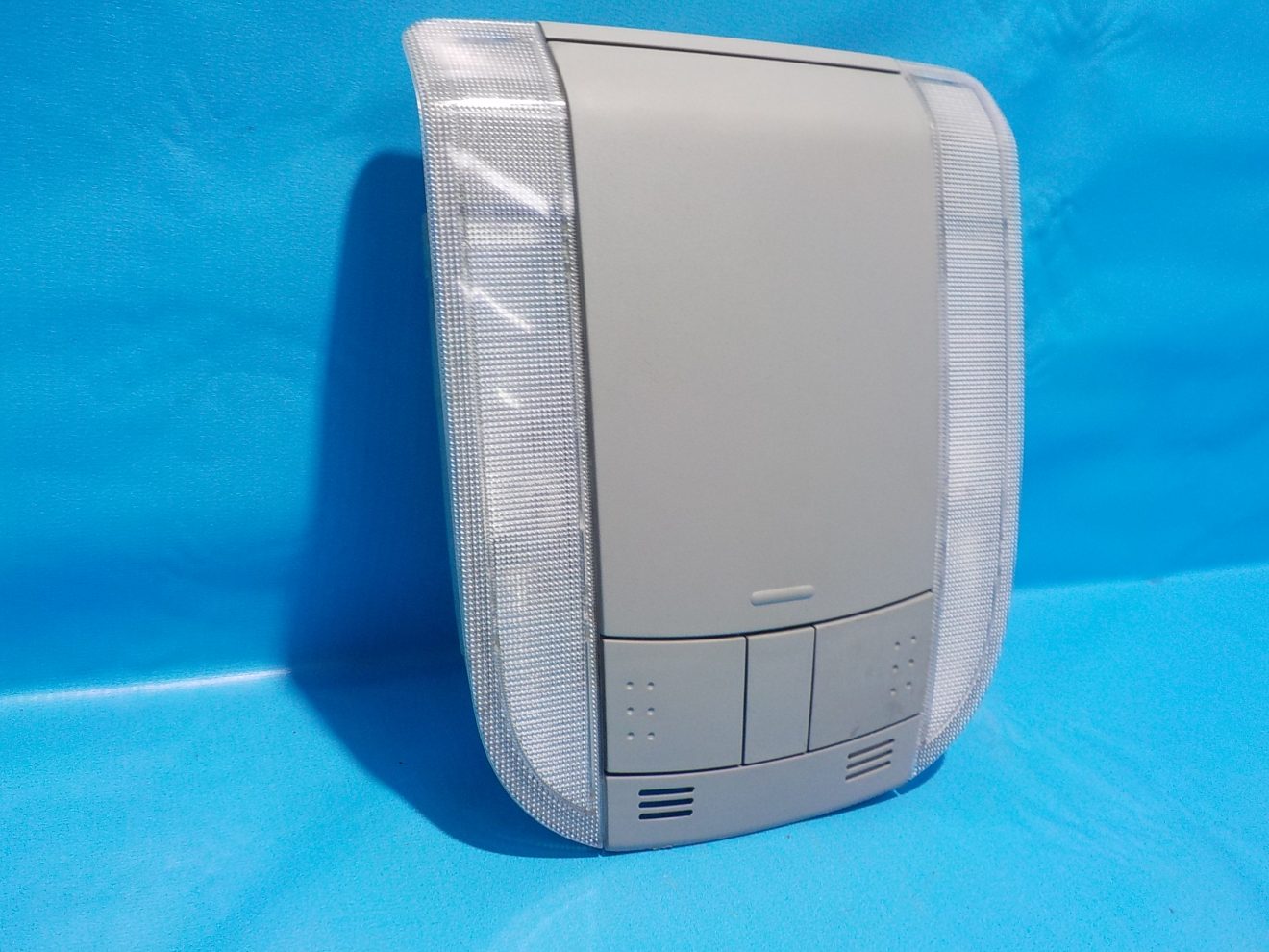 8126002100B0 Плафон освещения салона TOYOTA Auris (E15) 2006-2012 8126002100B0 Плафон освещения салона TOYOTA Auris (E15) 2006-2012