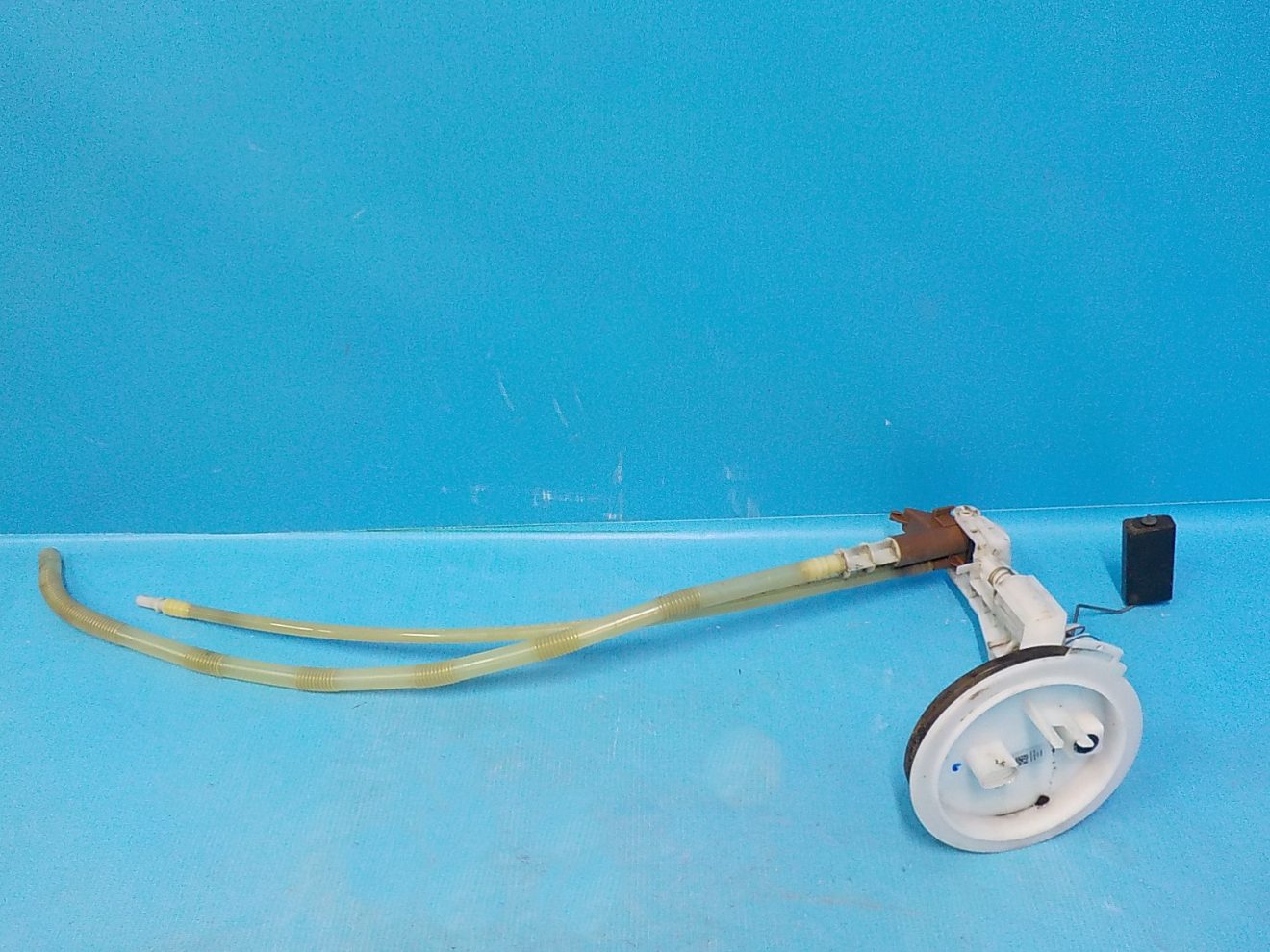 1K0919673AH Датчик уровня топлива SKODA Yeti 2009-2018 1K0919673AH Датчик уровня топлива SKODA Yeti 2009-2018