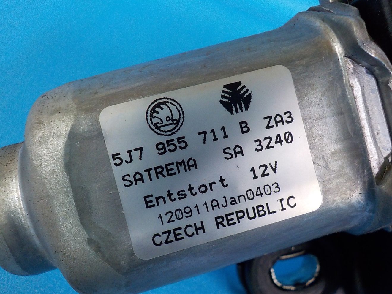 5J7955711B Моторчик стеклоочистителя задний SKODA Yeti 2009-2018 5J7955711B Моторчик стеклоочистителя задний SKODA Yeti 2009-2018