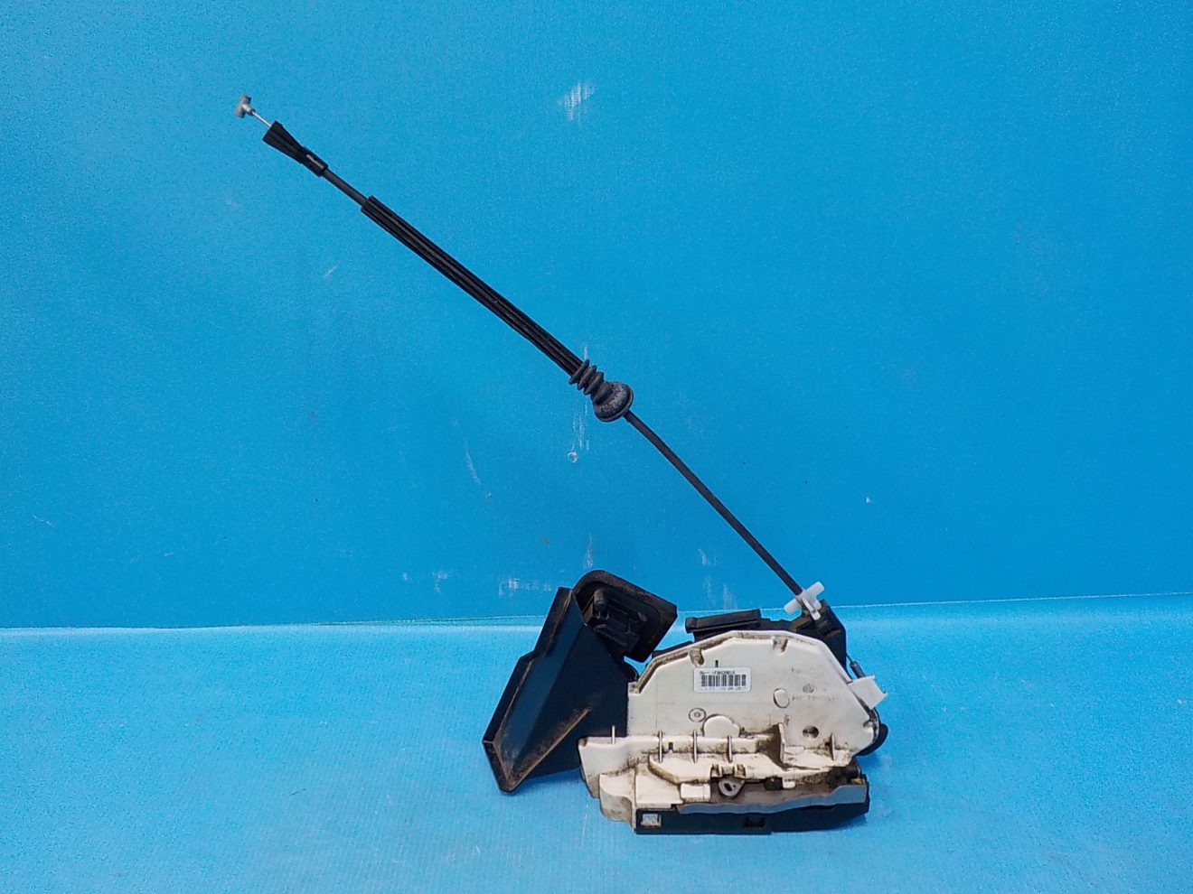 5K4839016R Замок двери задней правой SKODA Yeti 2009-2018 5K4839016R Замок двери задней правой SKODA Yeti 2009-2018