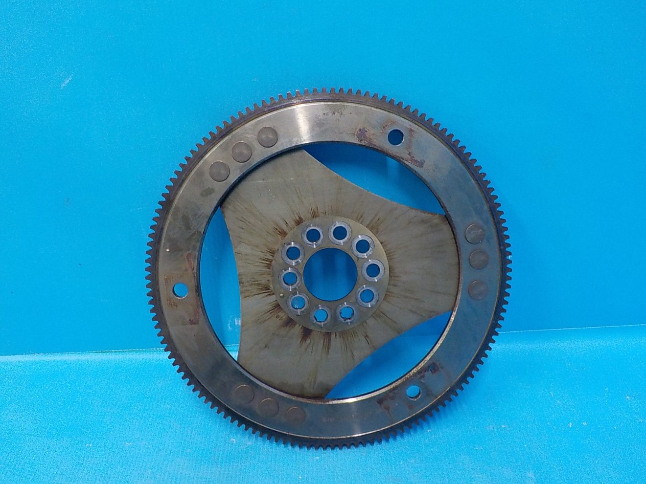 022105323E Маховик VOLKSWAGEN Touareg 2 NF 2010-2018 022105323E Маховик VOLKSWAGEN Touareg 2 NF 2010-2018