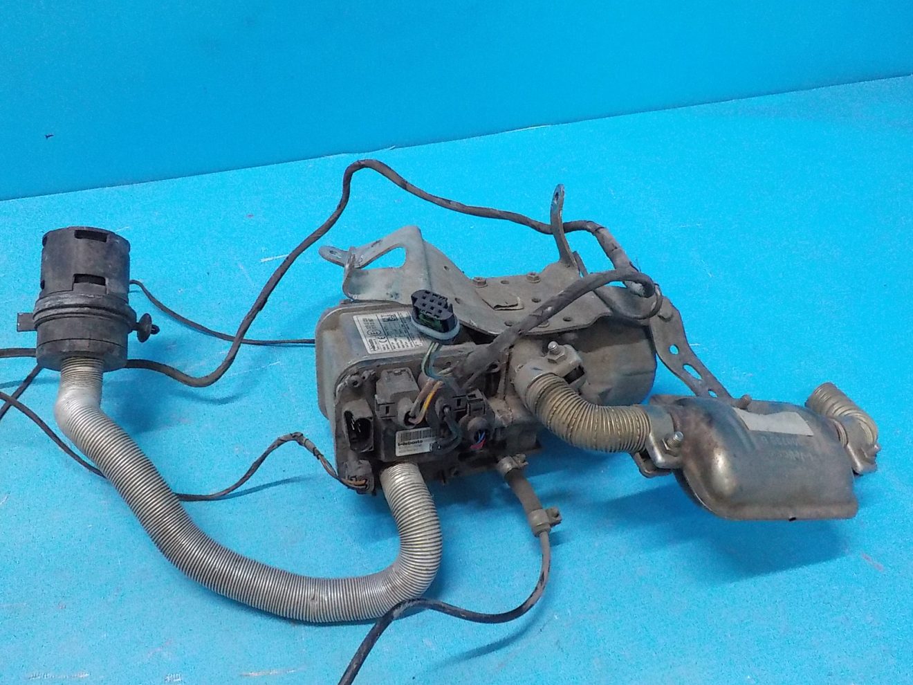 122R000258 Отопитель автономный (webasto) SKODA Yeti 2009-2018 122R000258 Отопитель автономный (webasto) SKODA Yeti 2009-2018