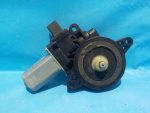 D6515858X Моторчик стеклоподъемника передний правый MAZDA 3 (BL) 2009-2013