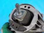 22116859411 Опора двигателя (подушка) левая BMW 3 серия F30/F31 2011-2020