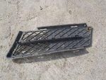 51117178993 Решетка переднего бампера левая BMW 3 серия E90/E91 2003-2009