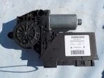 7L0959793A Моторчик стеклоподъёмника передний левый VOLKSWAGEN Touareg 1 (7L) 2002-2010